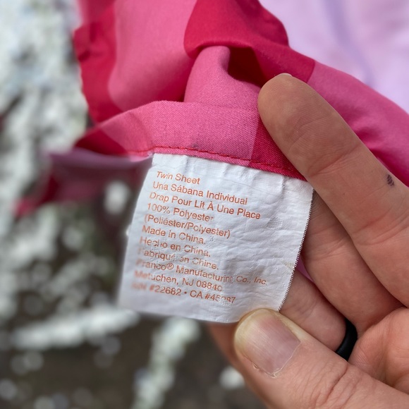 2011 vintage Sanrio hello kitty flat sheet - Picture 5 of 9